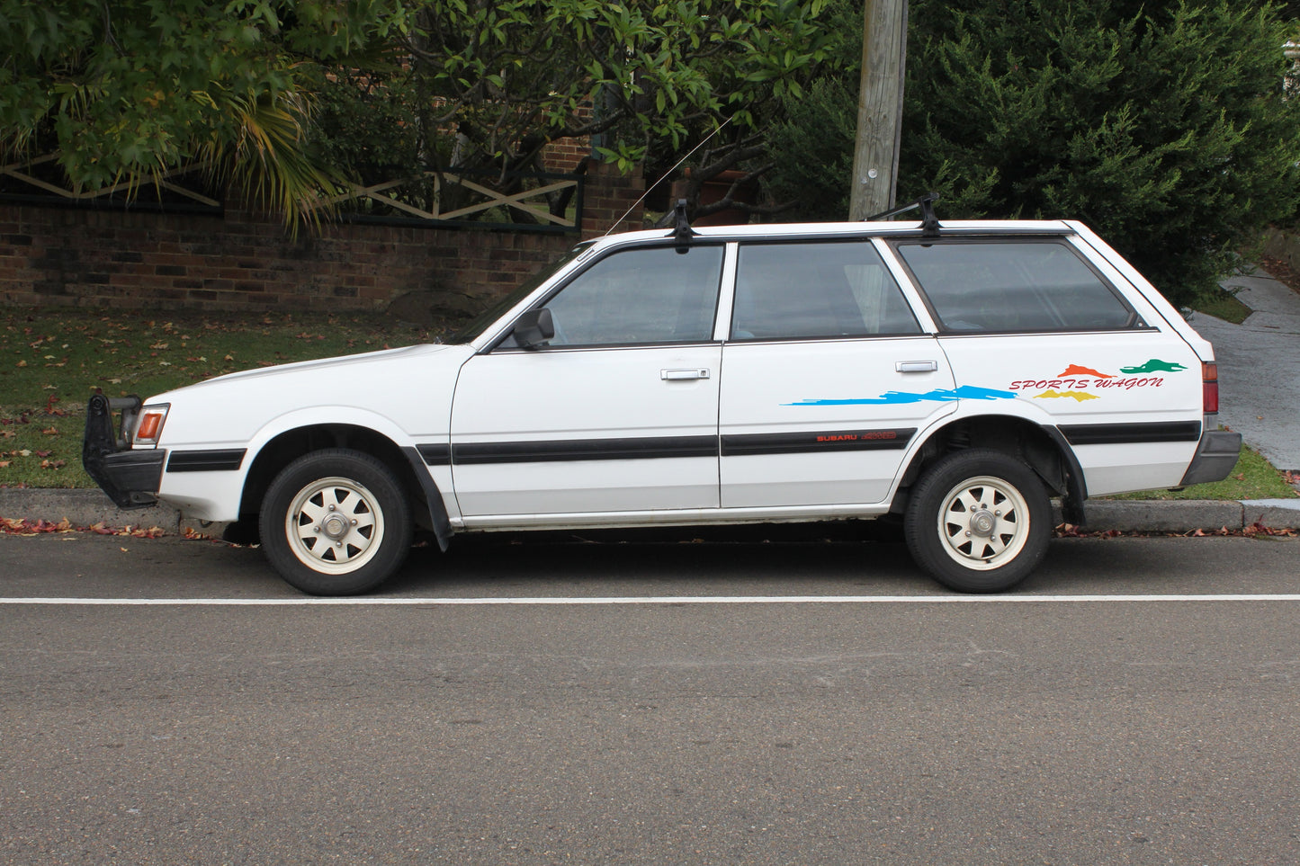 Sports Wagon 80s Retro V2 LHS